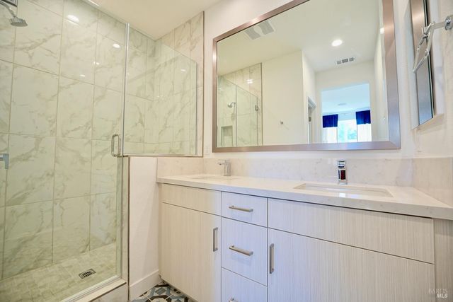 106 Rockview Rd, Novato, CA 94949