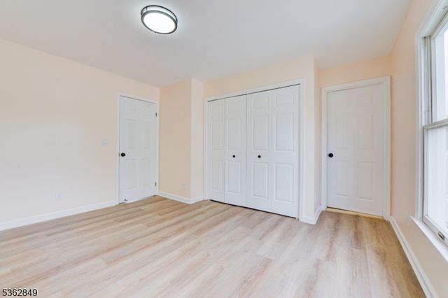 145 SO Arlington C, East Orange City, NJ 07018