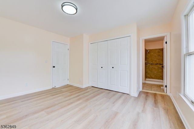 145 SO Arlington C, East Orange City, NJ 07018