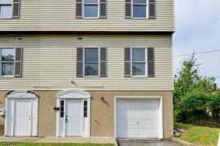 145 SO Arlington C, East Orange City, NJ 07018