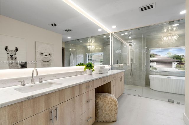 11127 Boca Woods Ln, Boca Raton, FL 33428