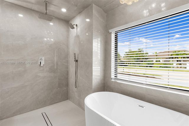 11127 Boca Woods Ln, Boca Raton, FL 33428