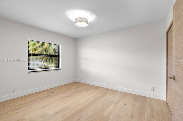 11127 Boca Woods Ln, Boca Raton, FL 33428