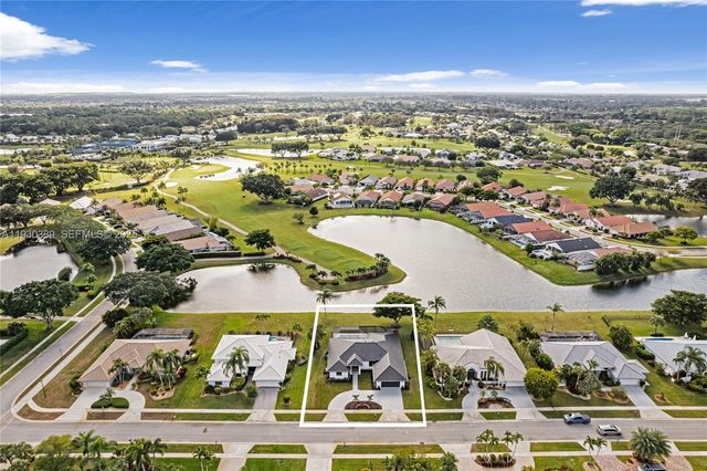 11127 Boca Woods Ln, Boca Raton, FL 33428