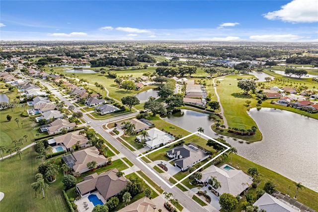 11127 Boca Woods Ln, Boca Raton, FL 33428