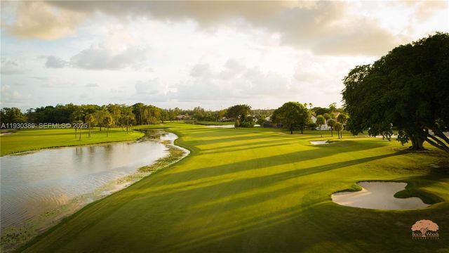 11127 Boca Woods Ln, Boca Raton, FL 33428