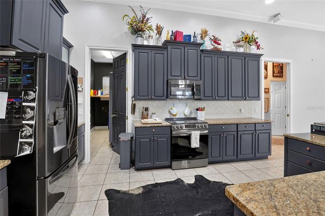 2325 CHESTERFIELD CIRCLE, Lakeland, FL 33813