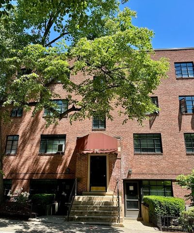 75 Strathmore Rd 6, Boston, MA 02135