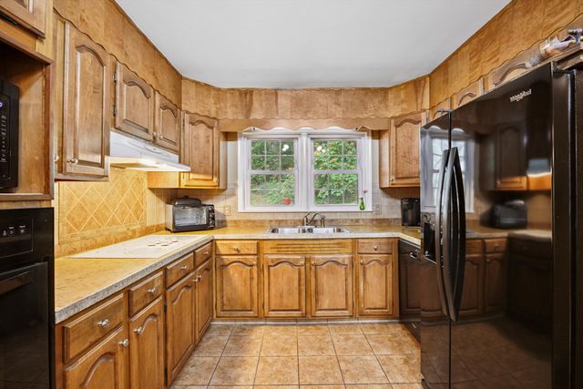 1059 Balmoral Drive, Signal Mountain, TN 37377