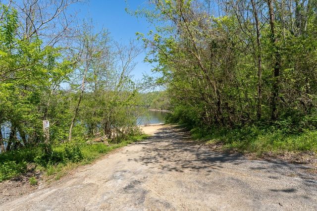 94 Austin Bottom, Baxter, TN 38544