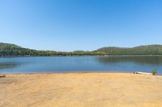 94 Austin Bottom, Baxter, TN 38544