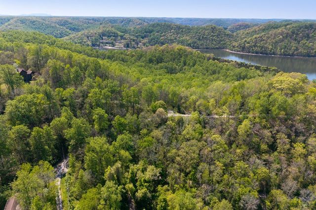 94 Austin Bottom, Baxter, TN 38544