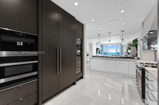 17901 Collins Ave 802, Sunny Isles Beach, FL 33160