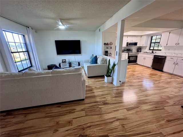 7186 LEXINGTON CIRCLE, Brooksville, FL 34602