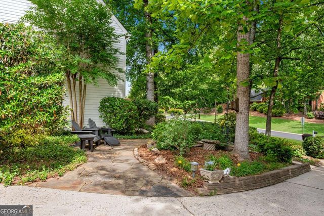 4868 Hampton Lake Drive, Marietta, GA 30068