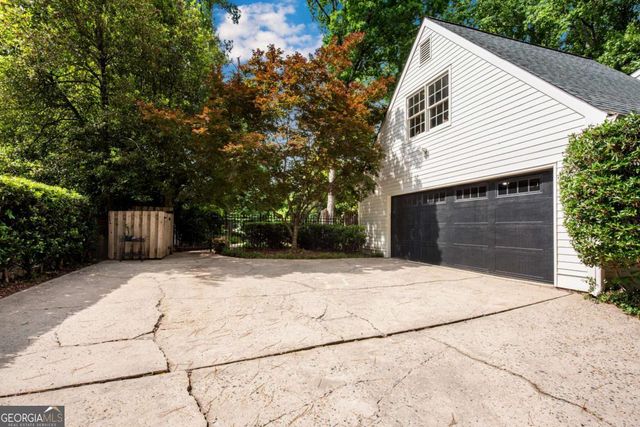 4868 Hampton Lake Drive, Marietta, GA 30068