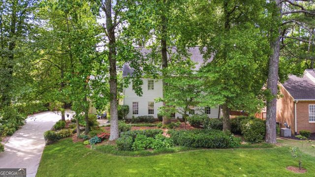 4868 Hampton Lake Drive, Marietta, GA 30068