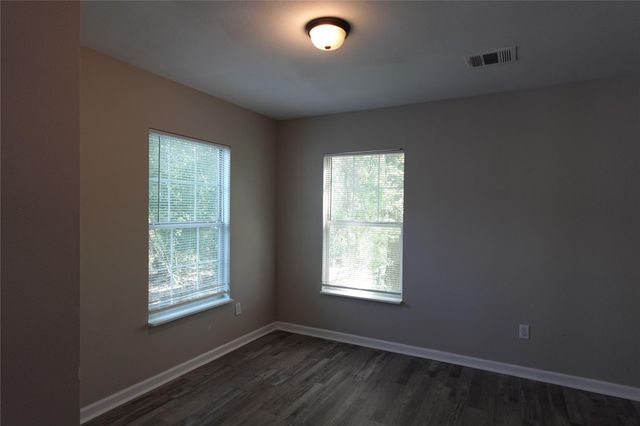 7806 Beckley Street B, Houston, TX 77088