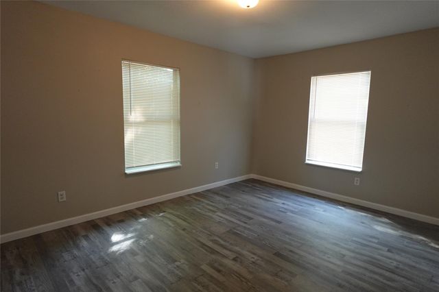 7806 Beckley Street B, Houston, TX 77088