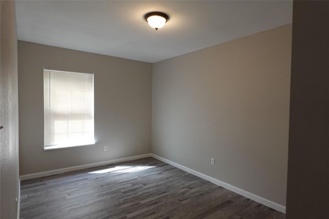 7806 Beckley Street B, Houston, TX 77088