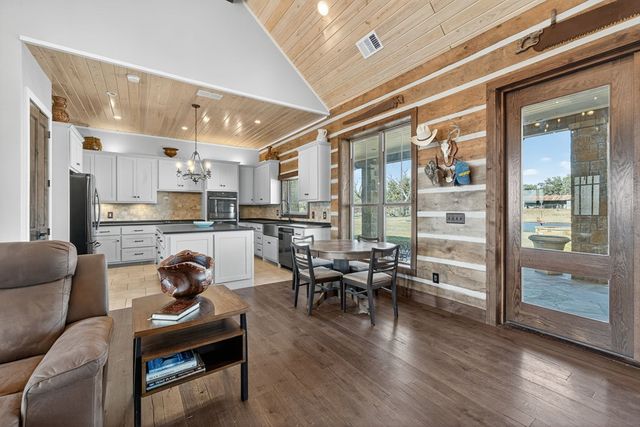 5730 Hwy 27, Center Point, TX 78010