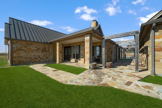 5730 Hwy 27, Center Point, TX 78010