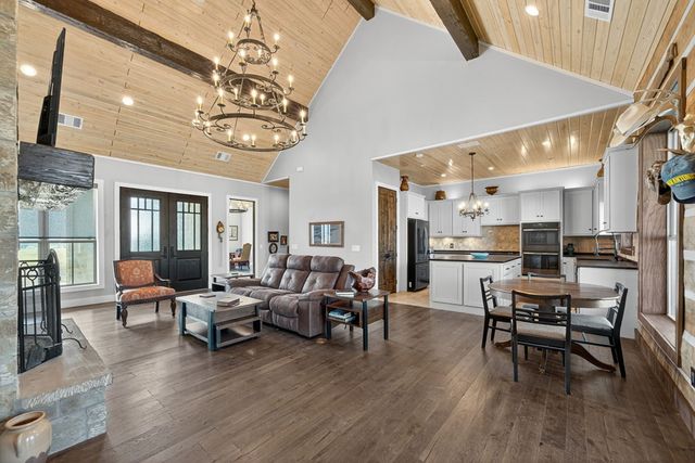 5730 Hwy 27, Center Point, TX 78010