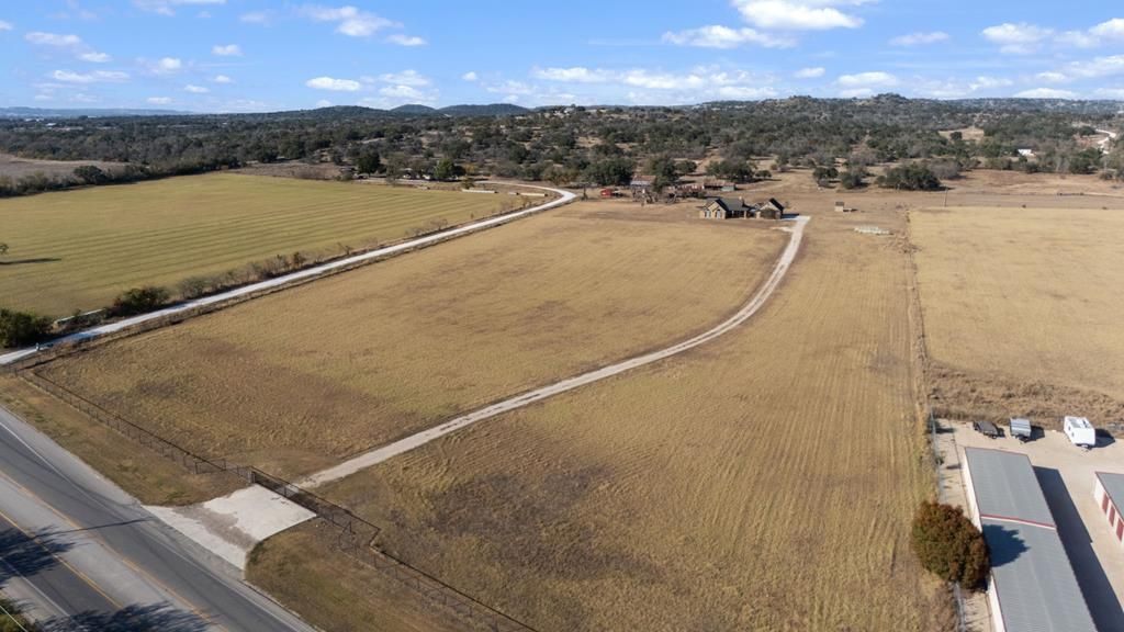 5730 Hwy 27, Center Point, TX 78010