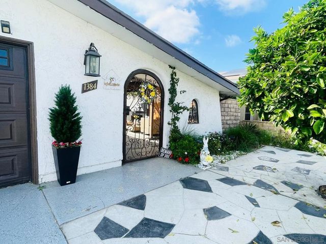 1384 Pequena St., San Diego, CA 92154