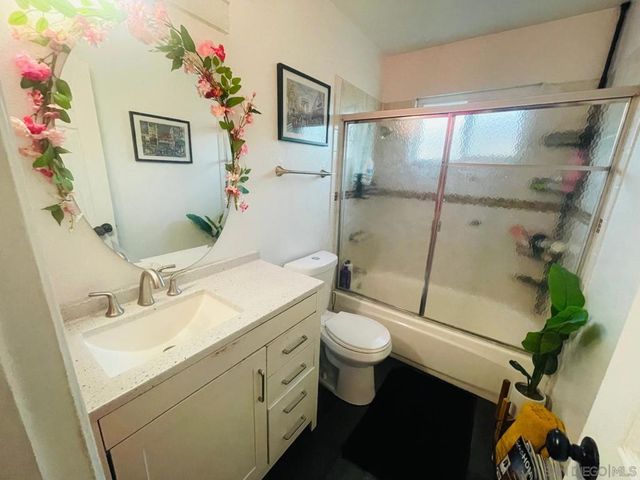 1384 Pequena St., San Diego, CA 92154