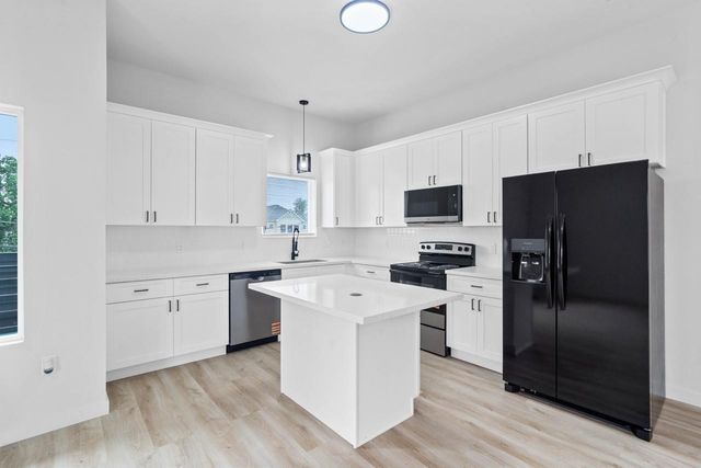 9725 Kerr Street B, Houston, TX 77029