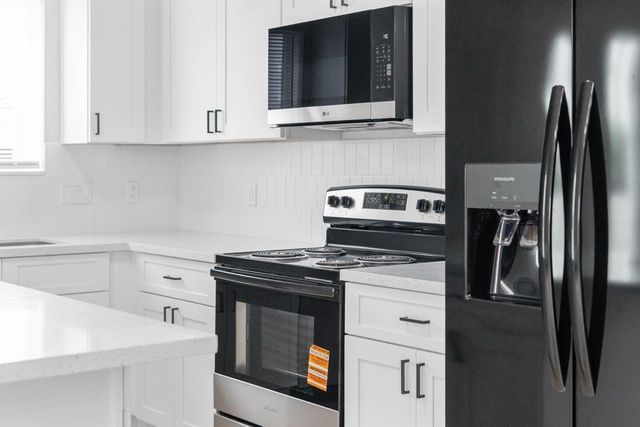 9725 Kerr Street B, Houston, TX 77029