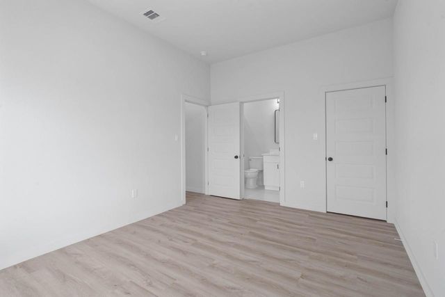 9725 Kerr Street B, Houston, TX 77029