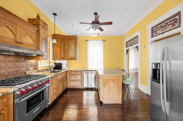 1301 Broadway Street, Galveston, TX 77550