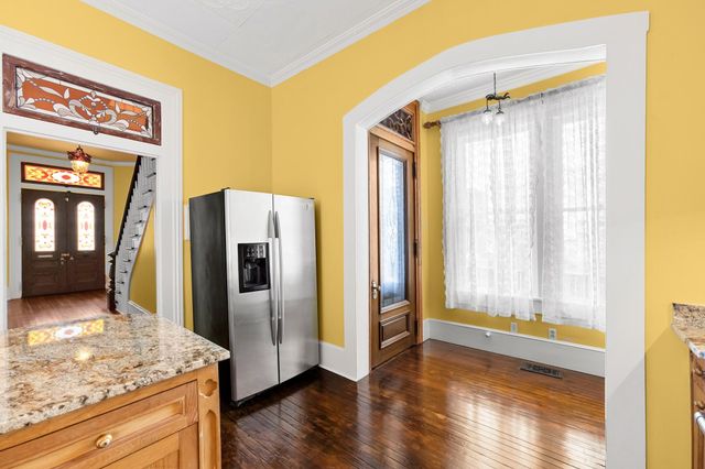 1301 Broadway Street, Galveston, TX 77550