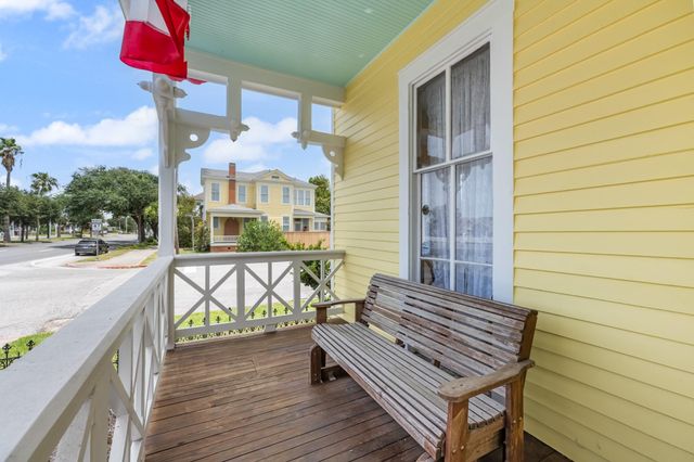 1301 Broadway Street, Galveston, TX 77550