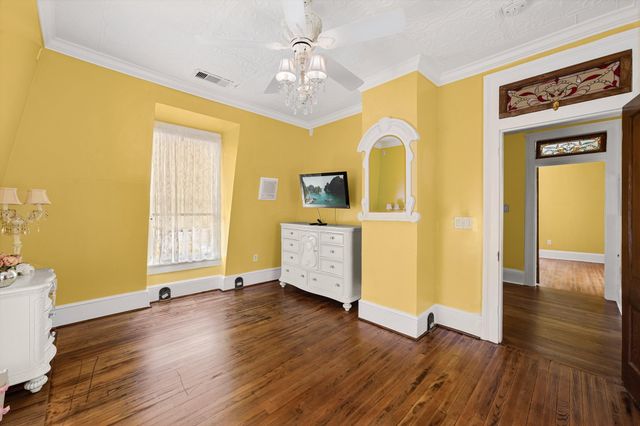 1301 Broadway Street, Galveston, TX 77550