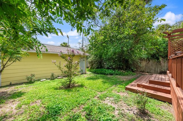1301 Broadway Street, Galveston, TX 77550
