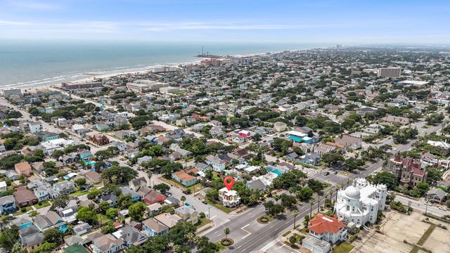 1301 Broadway Street, Galveston, TX 77550