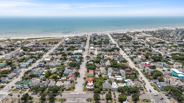 1301 Broadway Street, Galveston, TX 77550