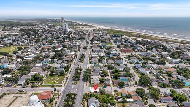 1301 Broadway Street, Galveston, TX 77550
