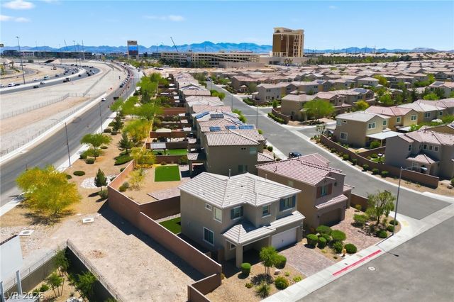 6602 Autumn Breeze Street, Las Vegas, NV 89148