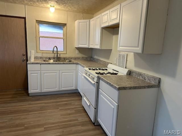 2340 Johnstown Drive, Florissant, MO 63033