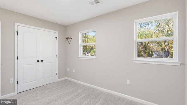 8012 FLIPPO DR, Fredericksburg, VA 22408
