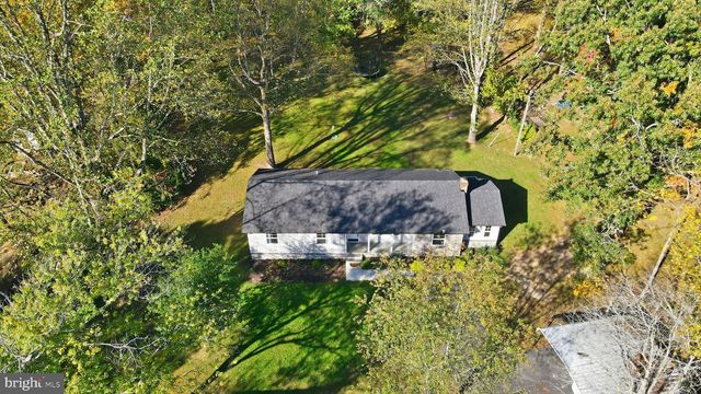 8012 FLIPPO DR, Fredericksburg, VA 22408