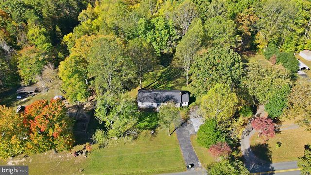 8012 FLIPPO DR, Fredericksburg, VA 22408