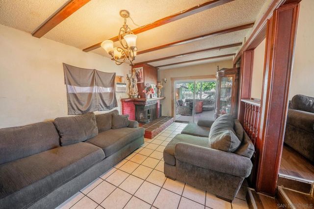 3214 Winlow St, San Diego, CA 92105