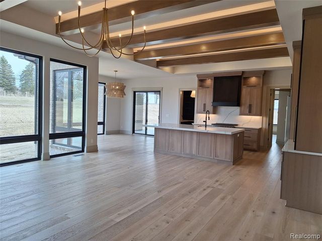 67736 Overlook Trail, Washington, MI 48095