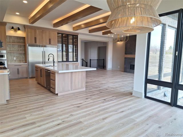 67736 Overlook Trail, Washington, MI 48095