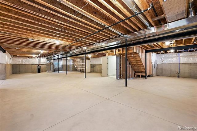 67736 Overlook Trail, Washington, MI 48095